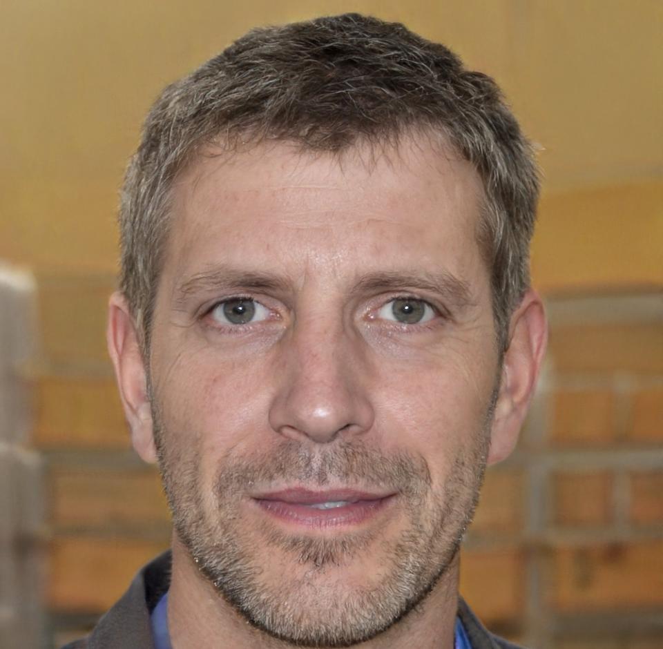 Instructor Álvaro Mendizábal